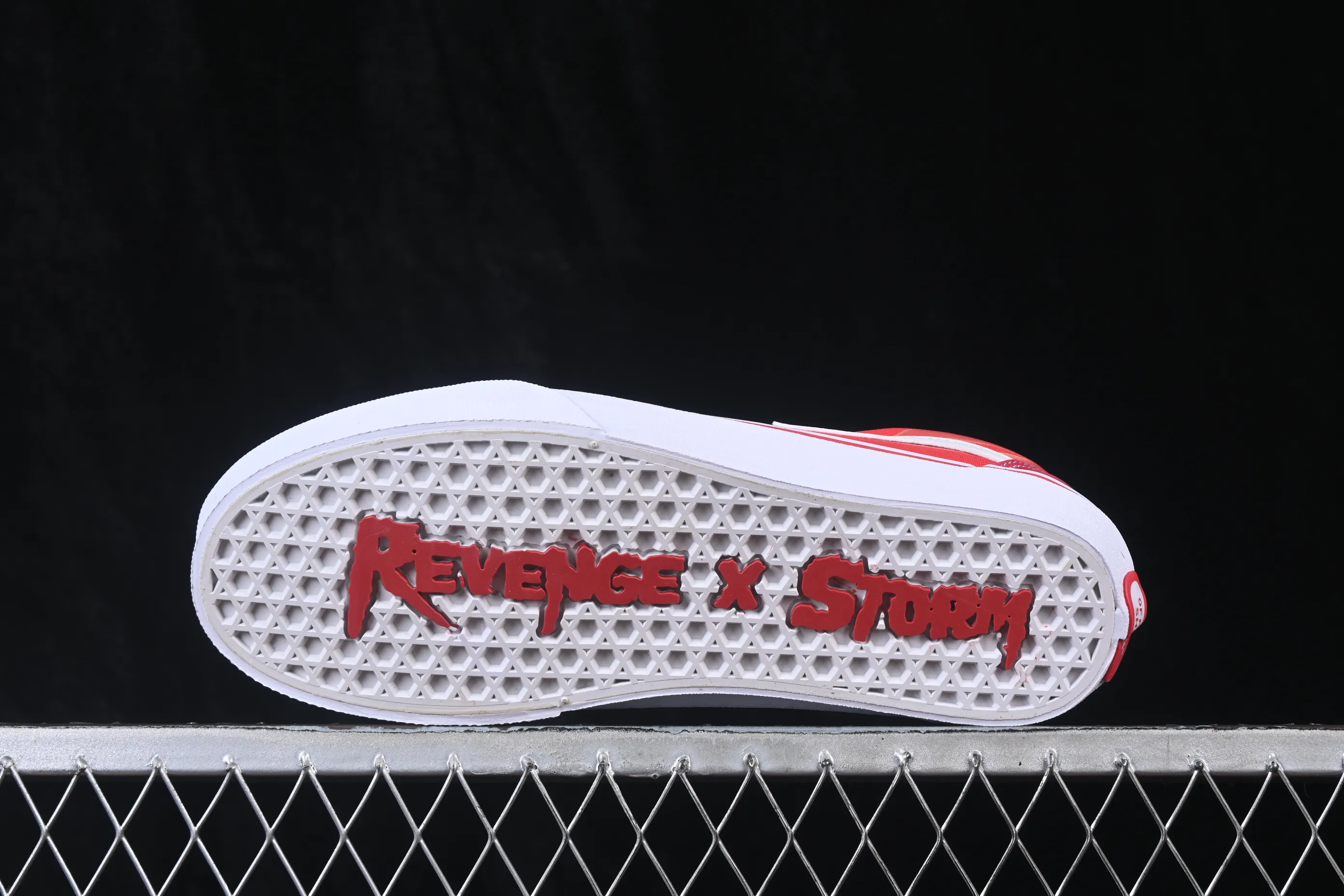 All categories Vans Vans series Vans Low Vans low-top Revenge x Storm Old Skool Lightning joint low-top casual sneakers Red Flame